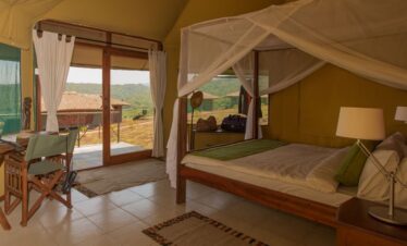 Best Northern Circuit Lodge Safari TTSL 024